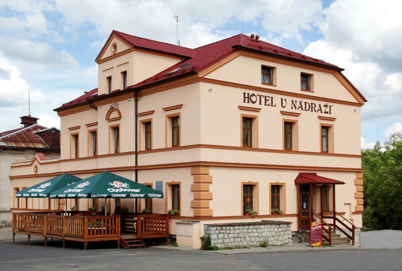Hotel U Nadrazi Tepla Ngoại thất bức ảnh